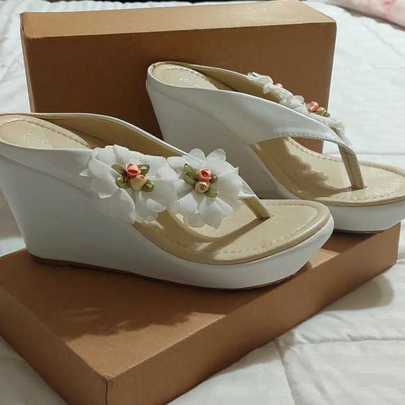Crystal Queen Platform Wedges Flip Flops High Heels - Picture 3 of 6